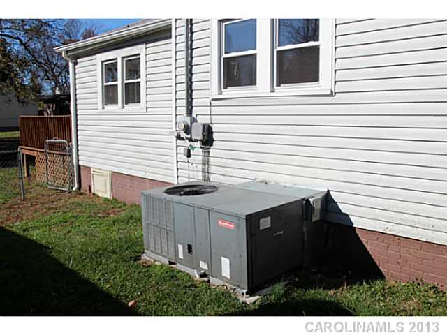 835 NE 18th Street Hickory North Carolina 28601