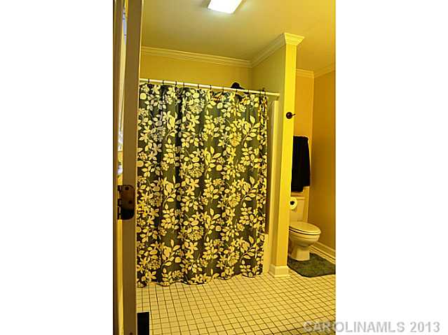 104  Villa Lane Davidson North Carolina 28036