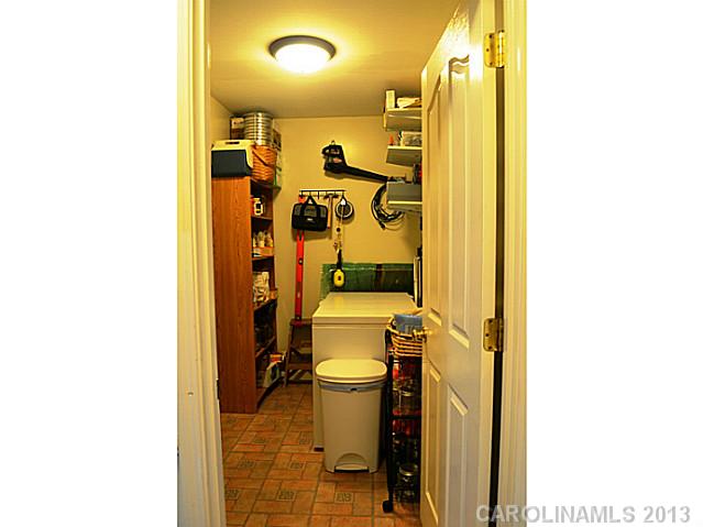 104  Villa Lane Davidson North Carolina 28036