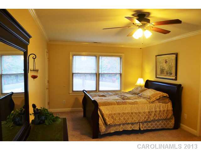 104  Villa Lane Davidson North Carolina 28036