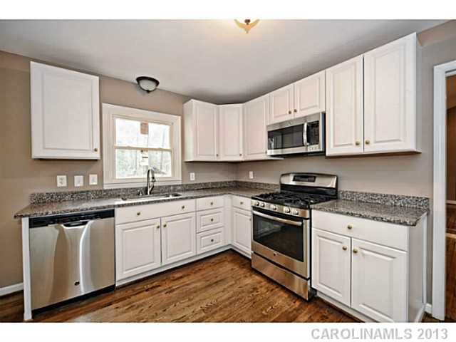 2717  Grayfox Lane Matthews North Carolina 28105