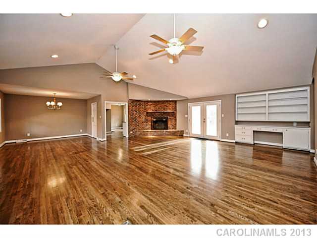 2717  Grayfox Lane Matthews North Carolina 28105