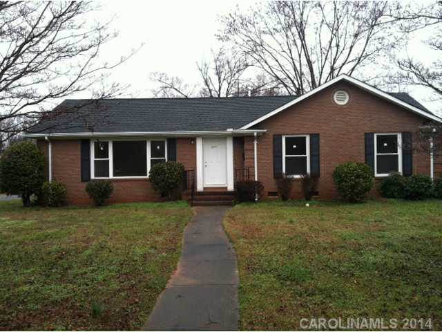 2001  Wedgedale Drive Charlotte North Carolina 28210-4545
