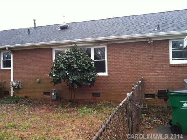 2001  Wedgedale Drive Charlotte North Carolina 28210-4545