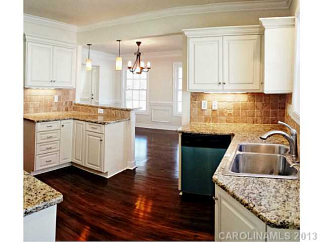 1416  Lineberger Avenue Gastonia North Carolina 28052