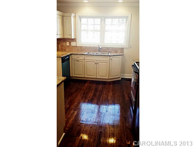 1416  Lineberger Avenue Gastonia North Carolina 28052