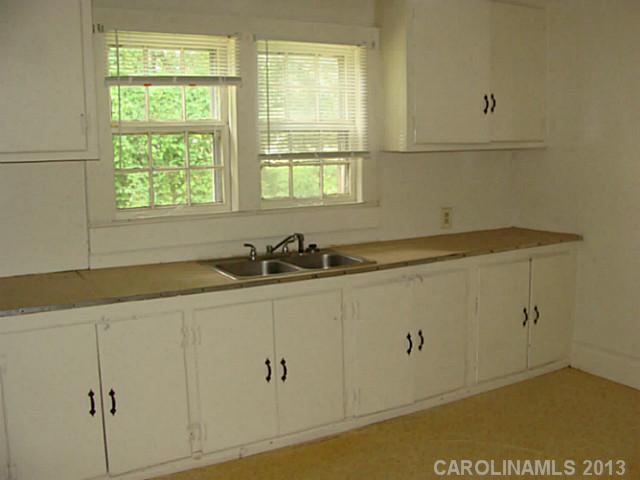 106  Farmview Street Gastonia North Carolina 28054