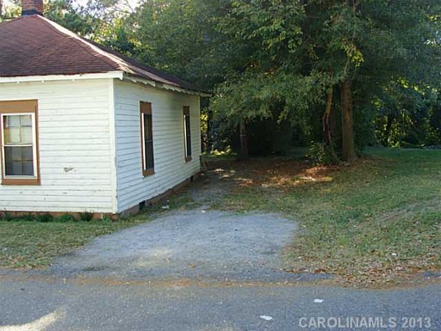 1033  Plymouth Street Gastonia North Carolina 28054