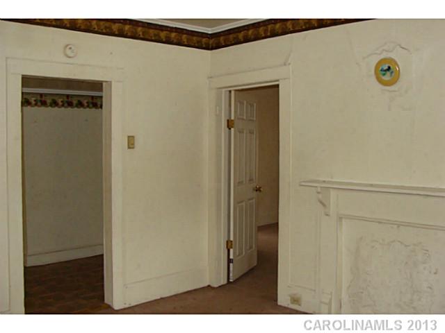 1033  Plymouth Street Gastonia North Carolina 28054