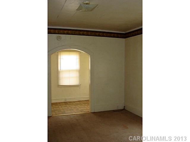 1033  Plymouth Street Gastonia North Carolina 28054