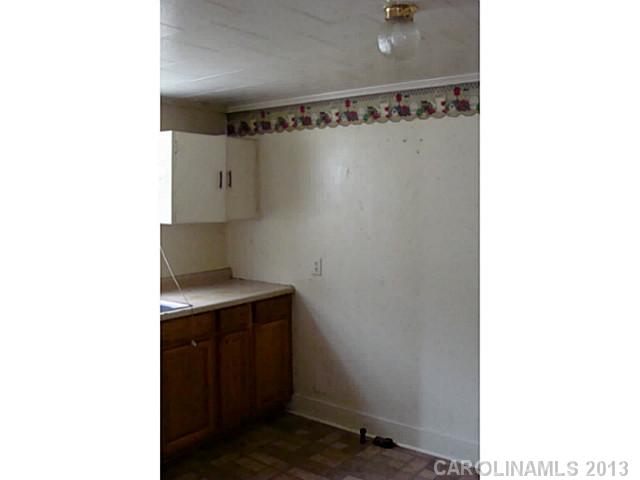 1033  Plymouth Street Gastonia North Carolina 28054