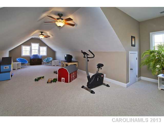 5050  Shady Meadow Lane Denver North Carolina 28037