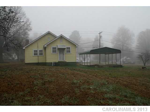 613 E Lee Avenue Bessemer City North Carolina 28016