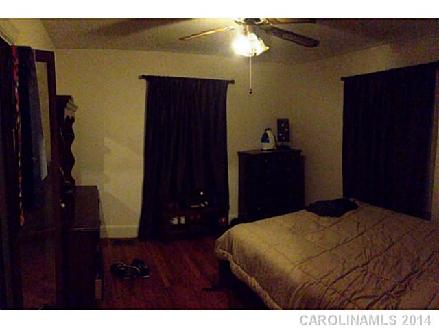 712  Ideal Way Charlotte North Carolina 28203