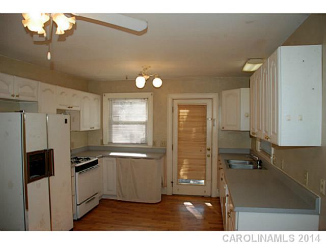 712  Ideal Way Charlotte North Carolina 28203