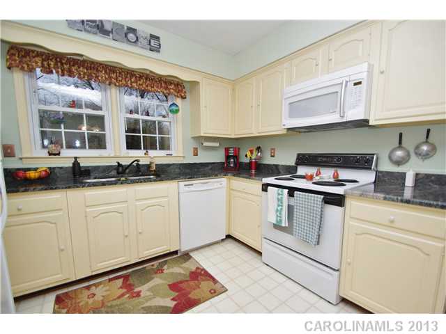 7741  Bedfordshire Drive Charlotte North Carolina 28226