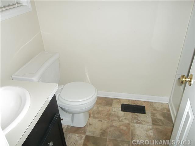2931  Drakes Crossing Drive Charlotte North Carolina 28262