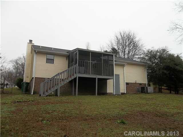 2931  Drakes Crossing Drive Charlotte North Carolina 28262