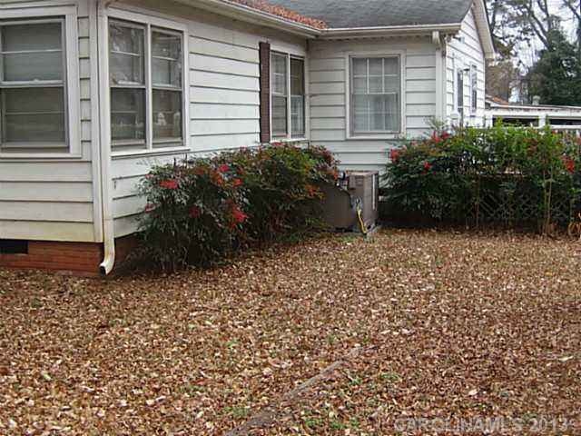 1737  Cannon Avenue Charlotte North Carolina 28269