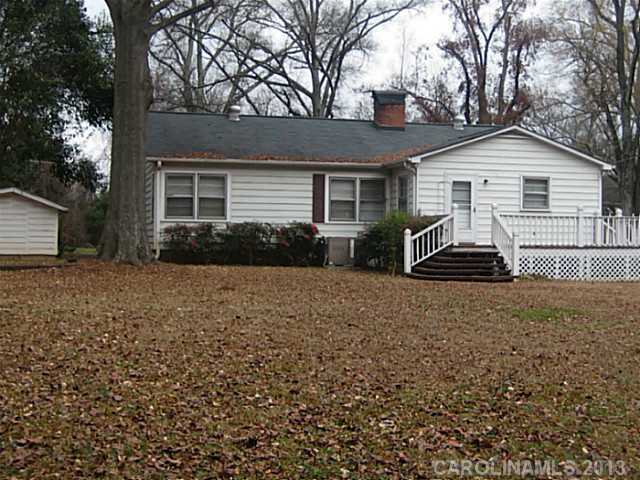1737  Cannon Avenue Charlotte North Carolina 28269