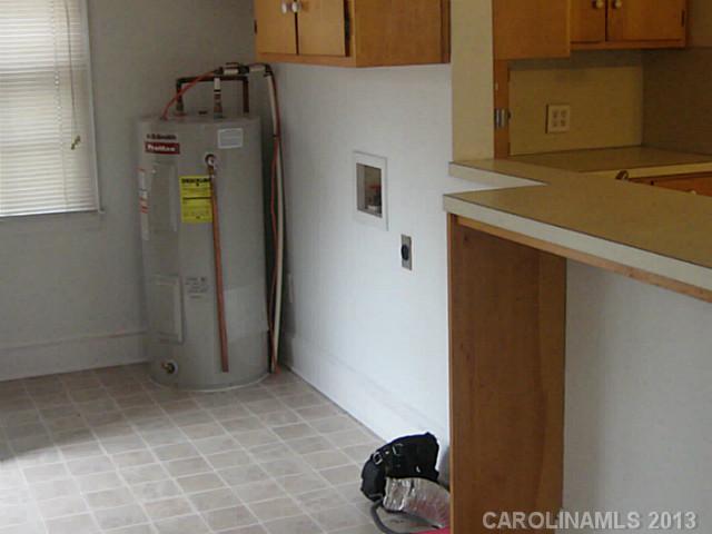 1737  Cannon Avenue Charlotte North Carolina 28269