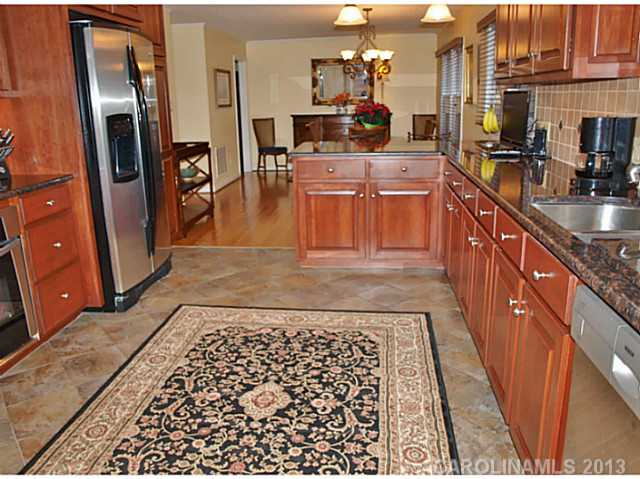 1098 NW 4th Avenue Drive Hickory North Carolina 28601