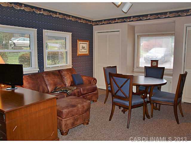 1098 NW 4th Avenue Drive Hickory North Carolina 28601