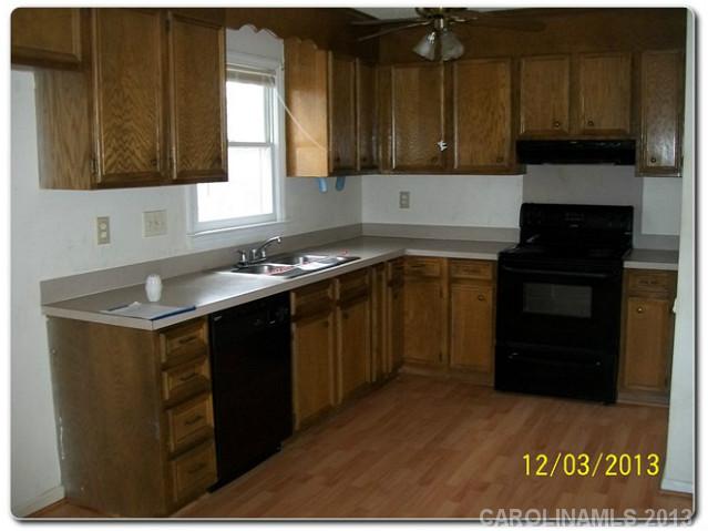 7135  Cabe Lane Charlotte North Carolina 28214