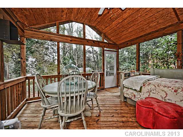 5108  White Oak Road Charlotte North Carolina 28210
