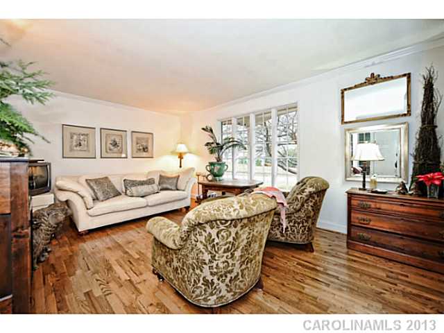 5108  White Oak Road Charlotte North Carolina 28210