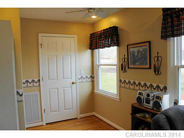 3554  Jennings Road Union Grove North Carolina 28689