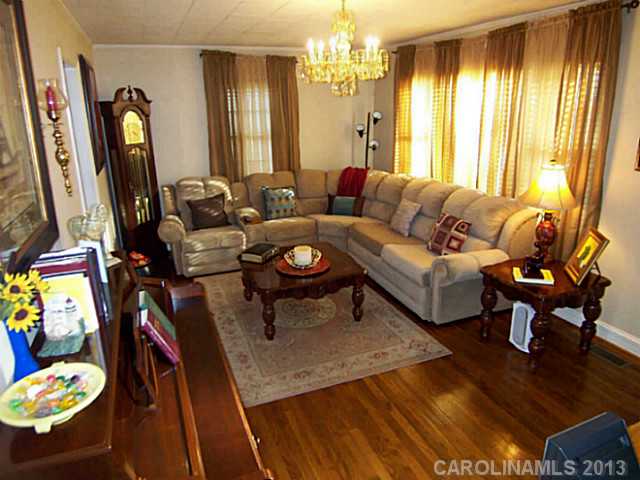 664  Dallas Spencer Mountain Road Dallas North Carolina 28034