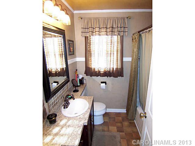 664  Dallas Spencer Mountain Road Dallas North Carolina 28034
