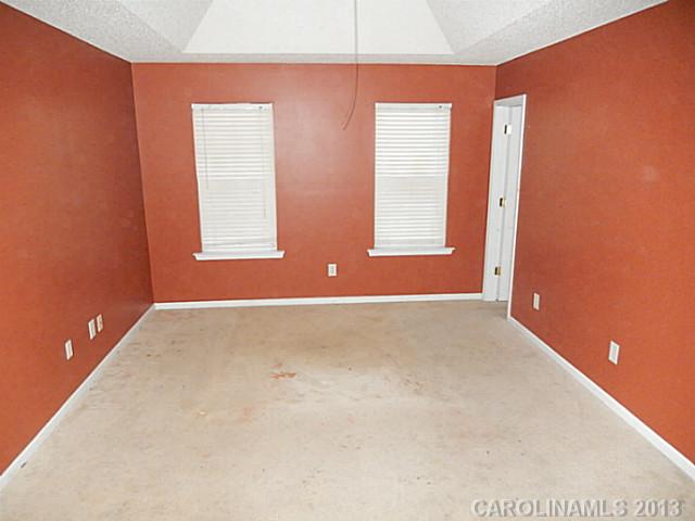 11203  Gold Pan Road Charlotte North Carolina 28215