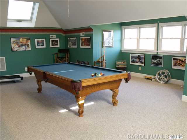 18706  River Ford Drive Davidson North Carolina 28036