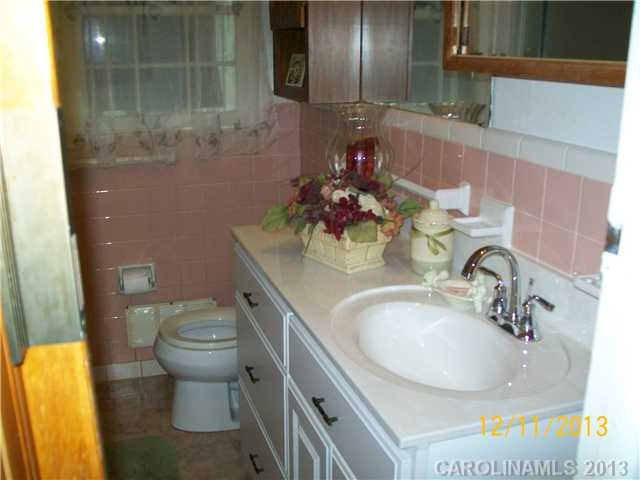 107  Brookwood Road Mount Holly North Carolina 28012