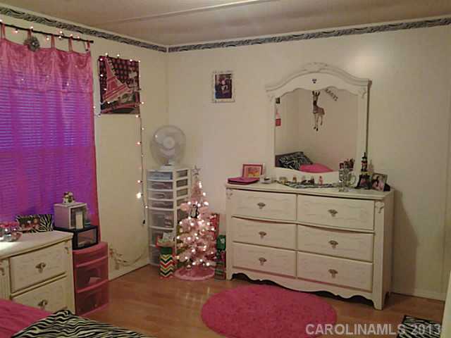 4886  Rifle Range Road Conover North Carolina 28613