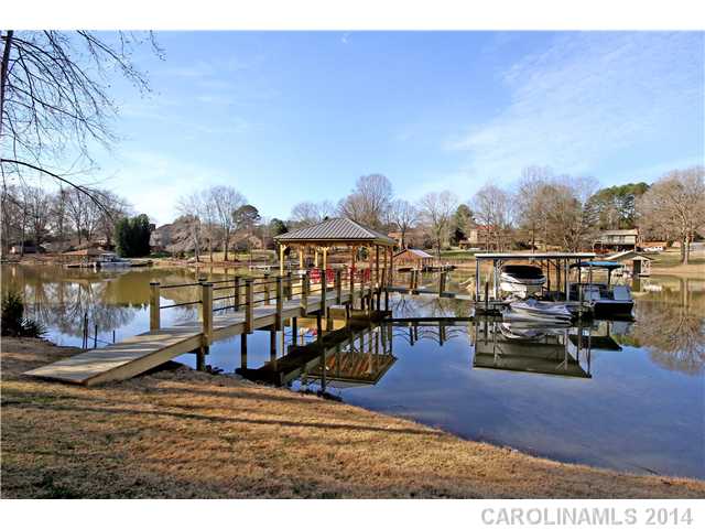 162  Driftwood Cove Drive Troutman North Carolina 28166