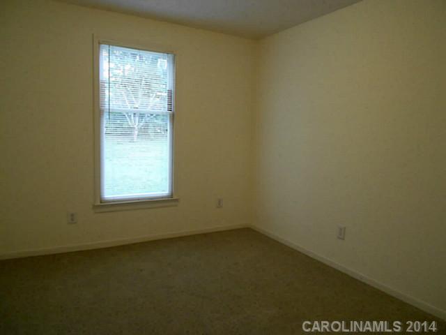 112 N Gray Street Gastonia North Carolina 28052