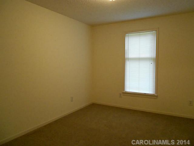 112 N Gray Street Gastonia North Carolina 28052