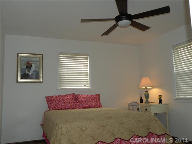 8244  Normandy Road Denver North Carolina 28037