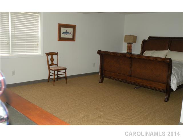 8244  Normandy Road Denver North Carolina 28037