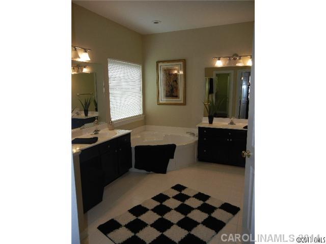 5358  Cambridge Bay Drive Charlotte North Carolina 28269