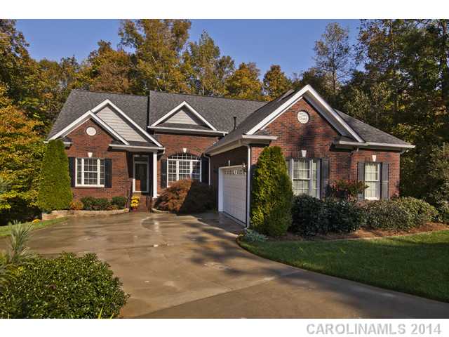 806  Ashley Court Lowell North Carolina 28098