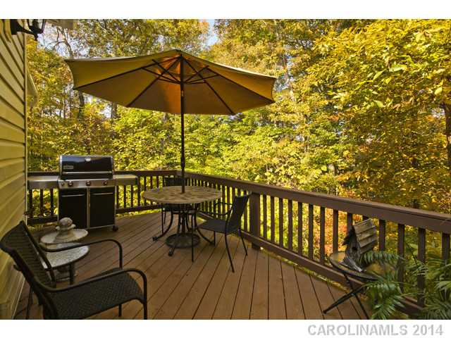 806  Ashley Court Lowell North Carolina 28098