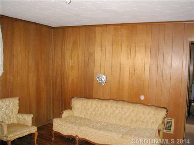 2819  Capitol Drive Charlotte North Carolina 28208