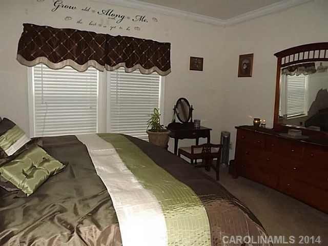 7189  Green Farm Road Lawndale North Carolina 28090