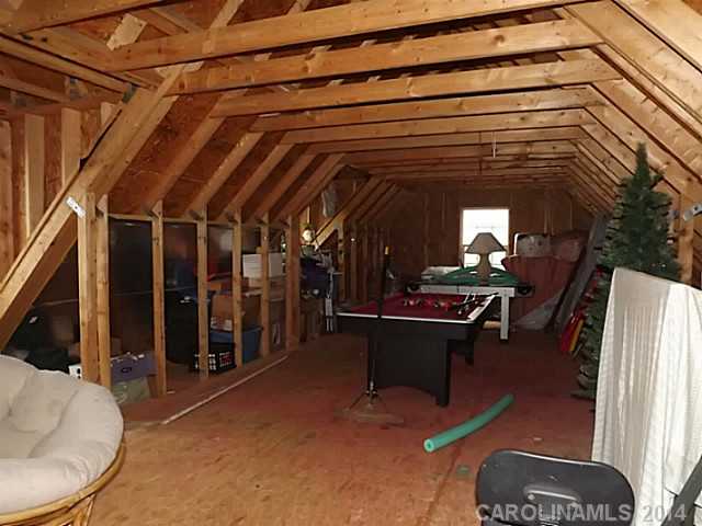 7189  Green Farm Road Lawndale North Carolina 28090