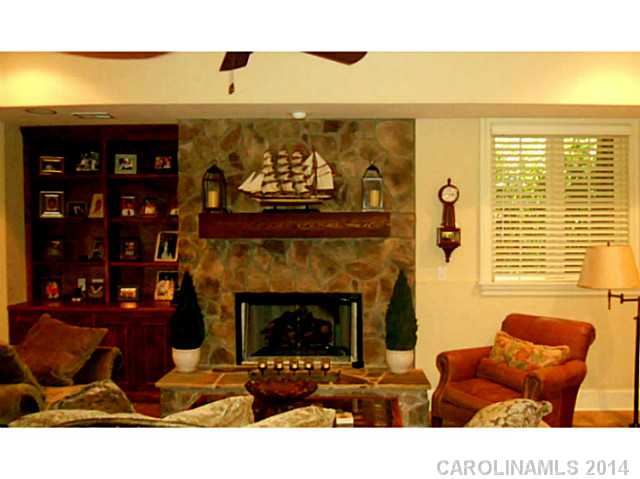 913  Arborfield Drive Matthews North Carolina 28105