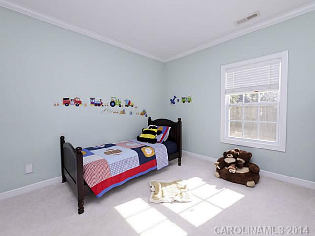 13941  Shanghai Links Place Charlotte North Carolina 28278